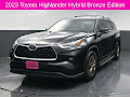 2023 Toyota Highlander Hybrid Bronze Edition